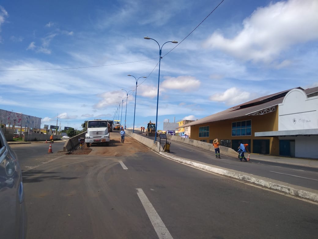 Interdição do viaduto da Miguel Rosa